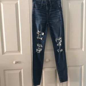 American Eagle Ripped Jeans!!